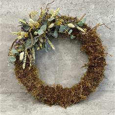 Natural spring wreath 
