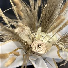 Luxury Preserved rose and dried flower Hatbox 